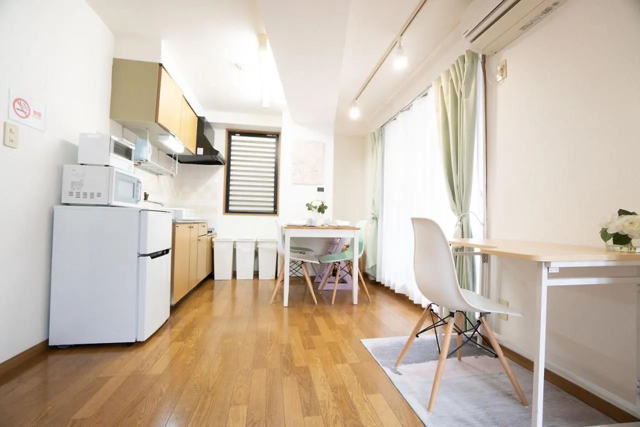 Elle'S Shirokane Guest House Tokyo 0*,